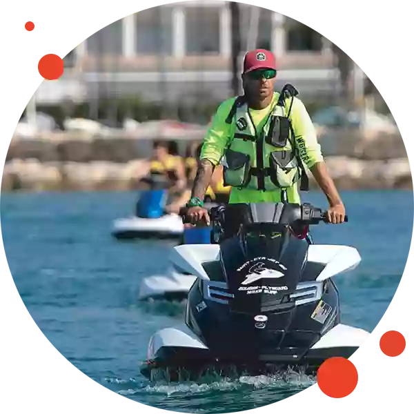 Newgliss Center 83 - Location Jet Ski - les meilleurs restaurant de SAINT-CYR-SUR-MER