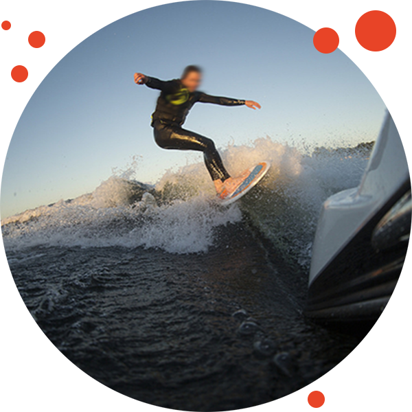 Wakesurf - Newgliss Center 83 - Location Jet Ski - Bouée tractée Saint Cyr