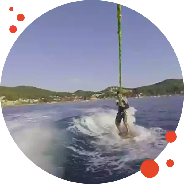 Wakeboard - Newgliss Center 83 - Location Jet Ski - Wakesurf Saint Cyr