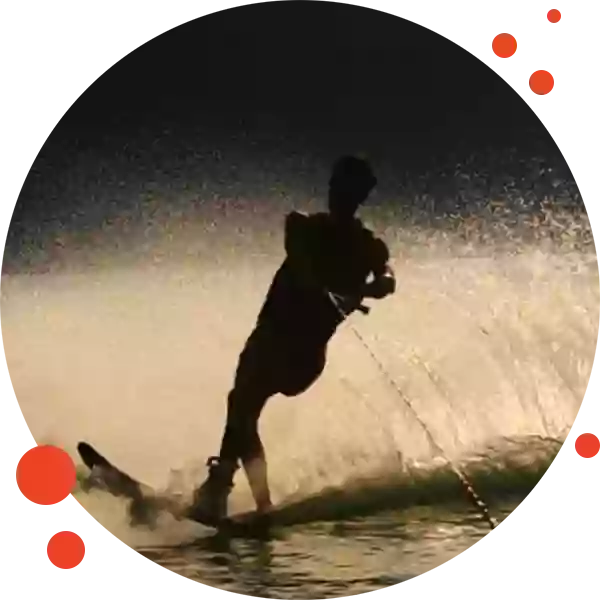 Wakesurf - Newgliss Center 83 - Location Jet Ski - bien manger SAINT-CYR-SUR-MER